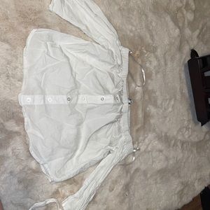 Crop top off the shoulder